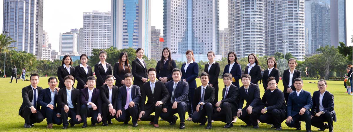 梁莹在公车被灌满JING液