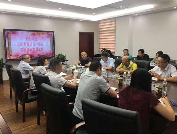 梁莹在公车被灌满JING液