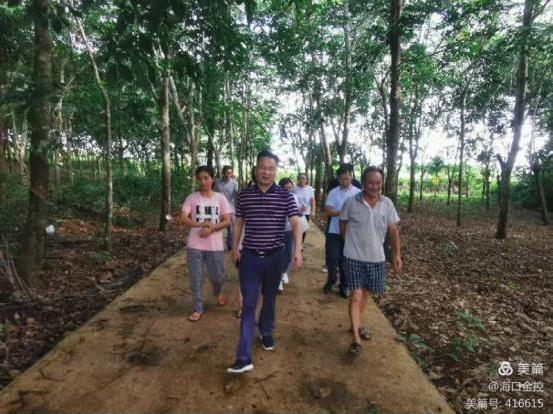 梁莹在公车被灌满JING液