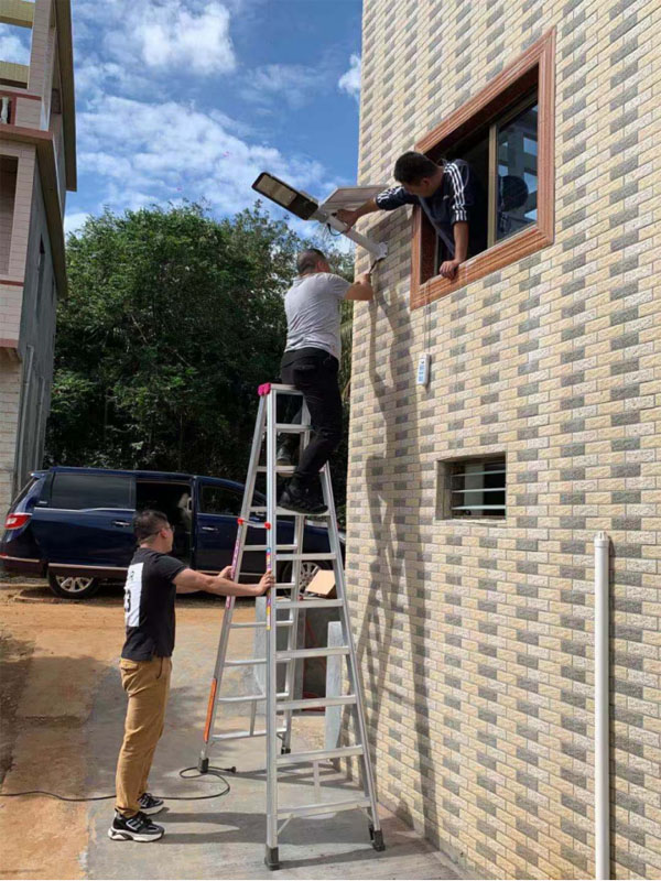 梁莹在公车被灌满JING液