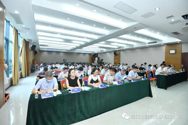 梁莹在公车被灌满JING液