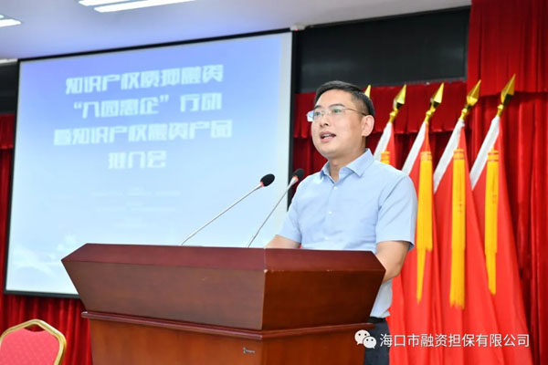 梁莹在公车被灌满JING液