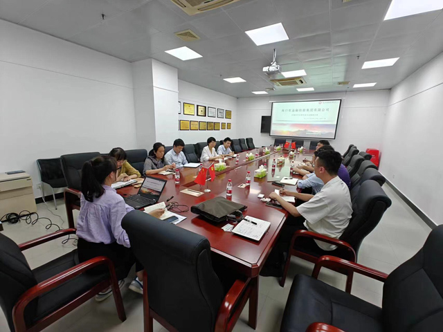 梁莹在公车被灌满JING液