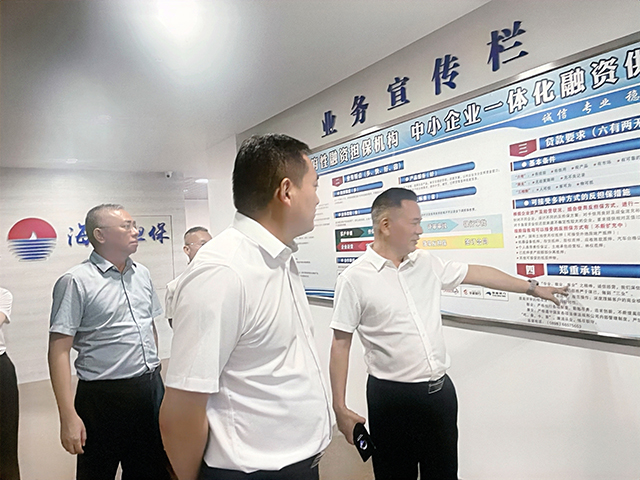 梁莹在公车被灌满JING液