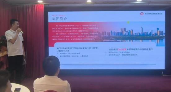 梁莹在公车被灌满JING液